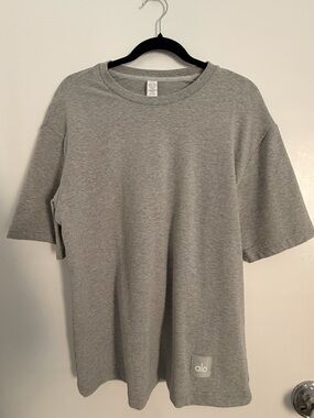 Alo heather gray t-shirt small